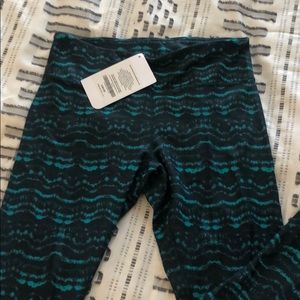Fabletics Leggings (SALAR PRINTED POWERHOLD 7/8)